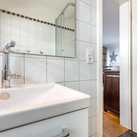 Apartment Kampstraße 9, W7, Gb3